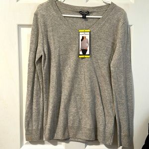 Hilary rarely cashmere sweater